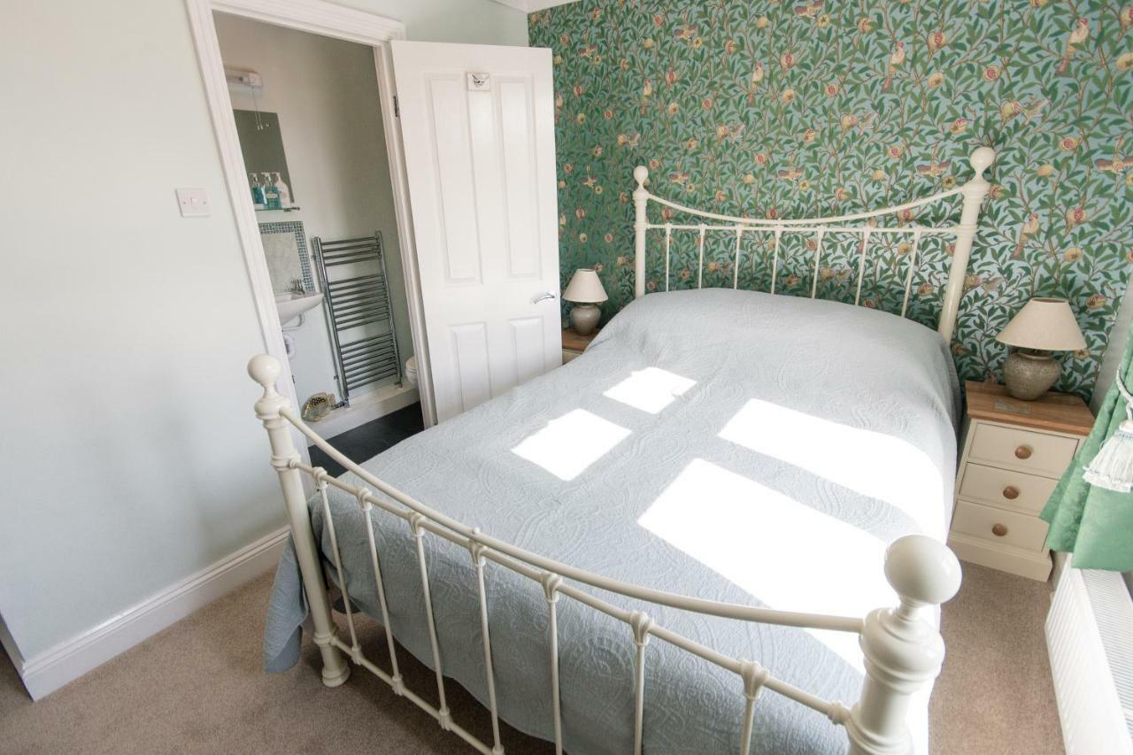 เดอะ สคูล เฮาส์ Bed & Breakfast บริดจ์วอเตอร์ ภายนอก รูปภาพ